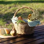 La Casina Della Quercia, Your Tuscan Oak Tree House *