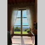 La Casina Della Quercia, Your Tuscan Oak Tree House Villa *