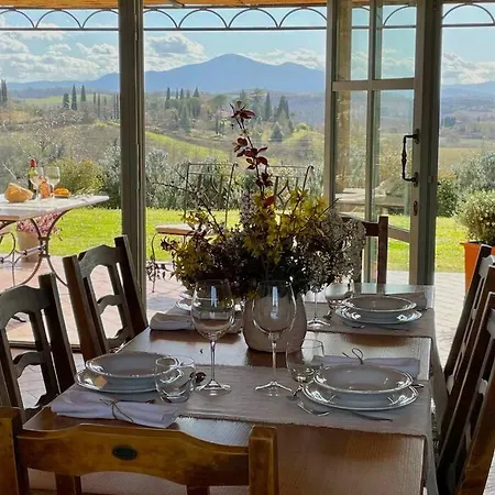 La Casina Della Quercia, Your Tuscan Oak Tree House