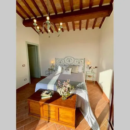 La Casina Della Quercia, Your Tuscan Oak Tree House